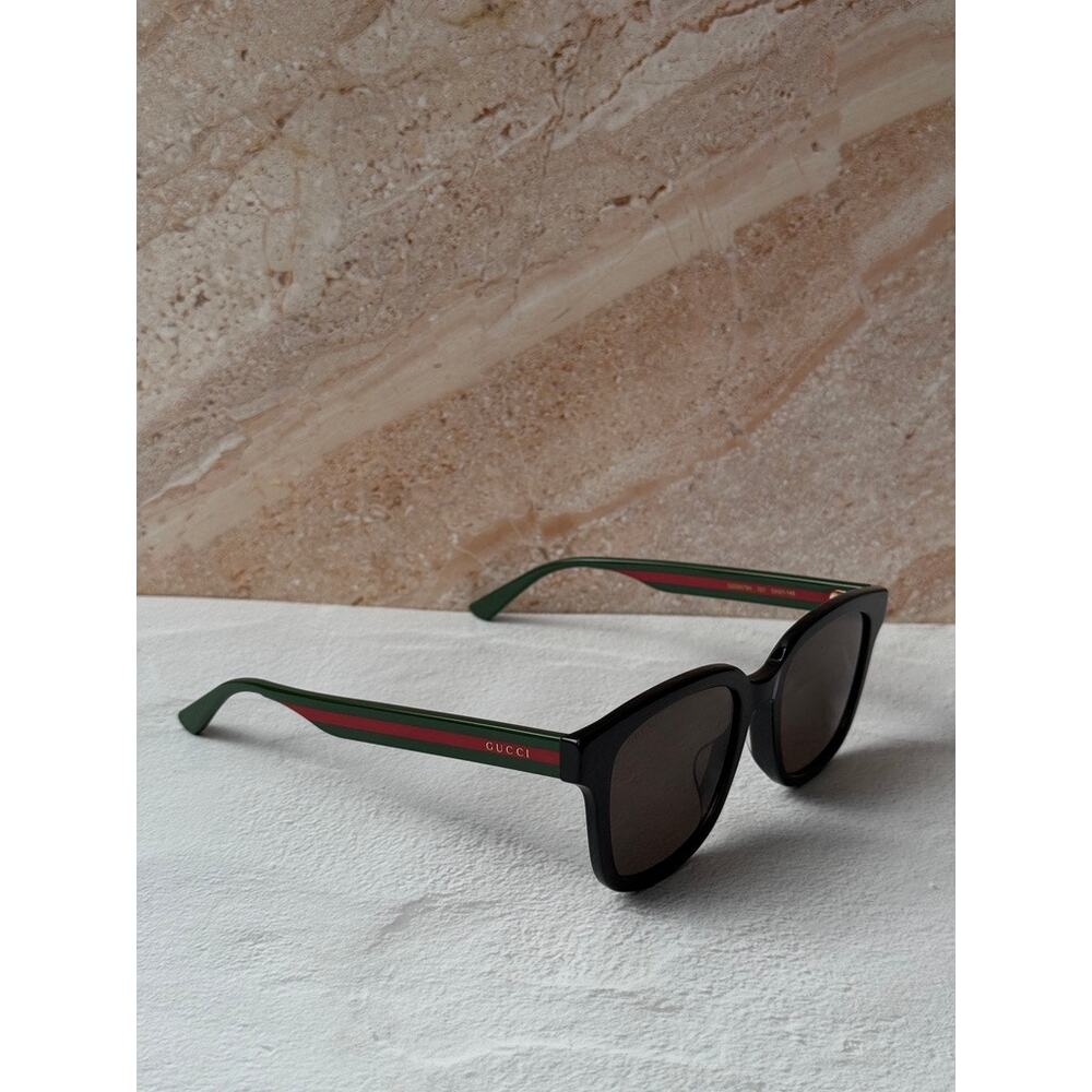 NEW Gucci GG0847SK Black Striped Arm Unisex Sunglasses - Picture 3 of 7